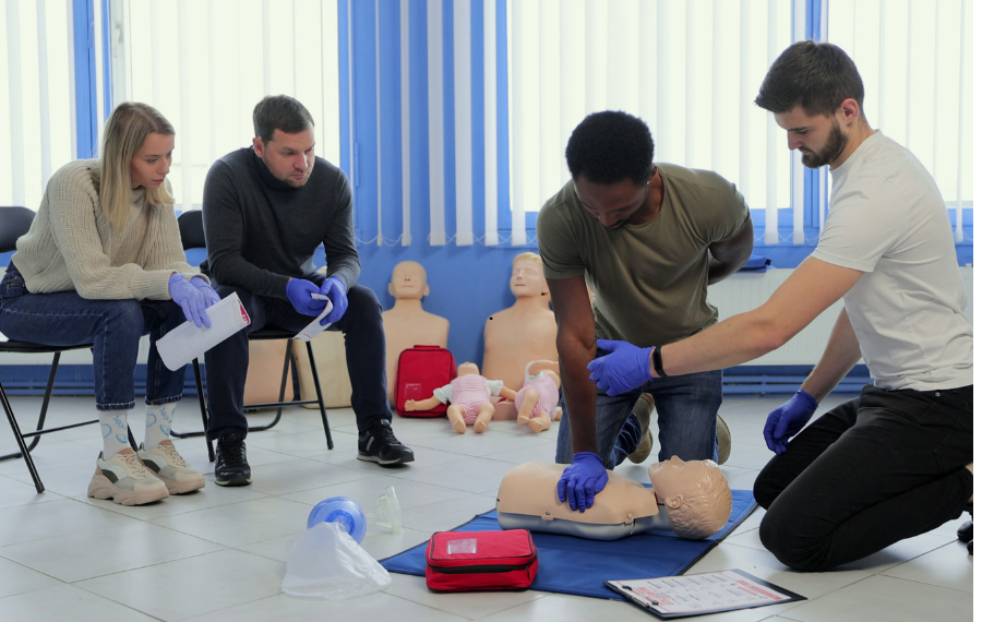 how many first aiders do I need